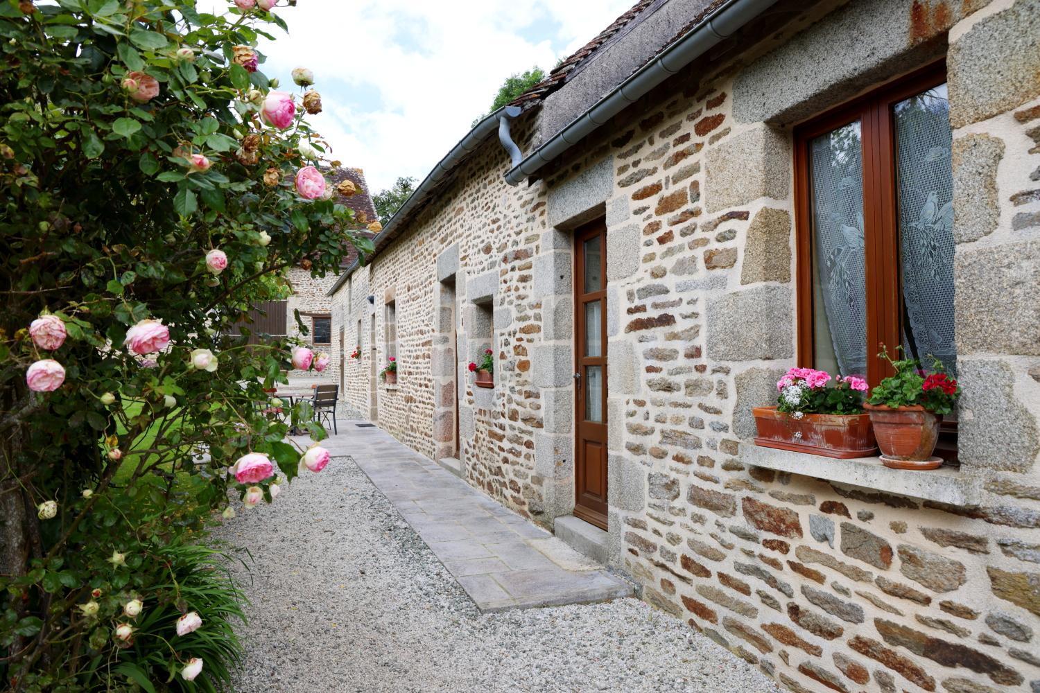 Chambre D'Hote Courtoux Saint-Denis-sur-Sarthon Kültér fotó